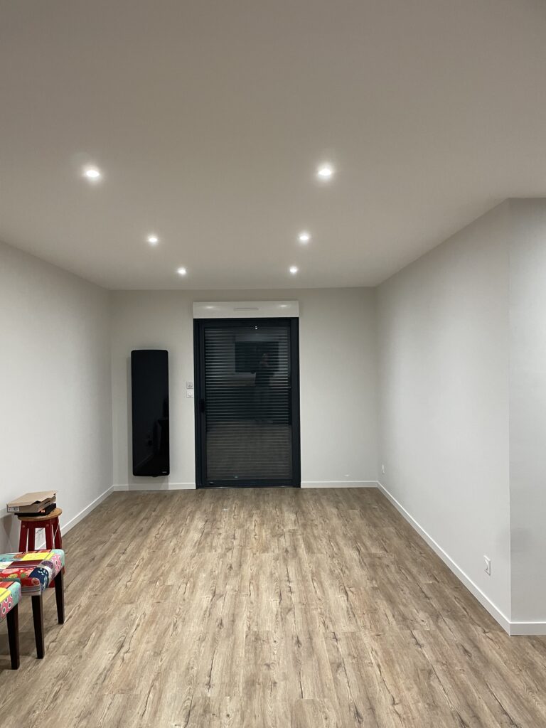 Faux plafond rénovation électrique à la garnache