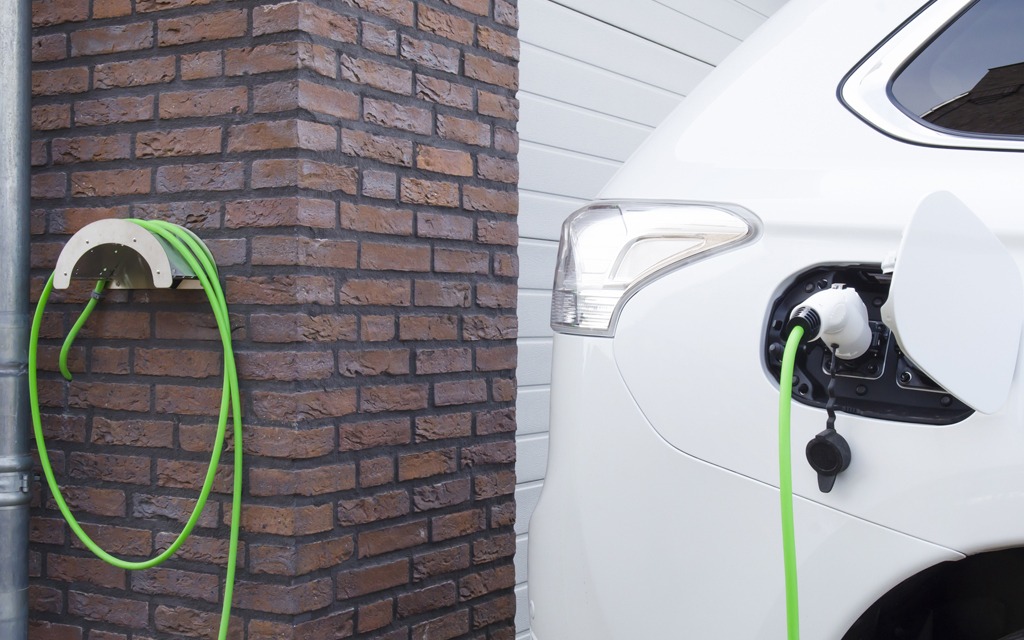 prise pour vehicule hybride